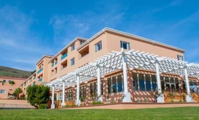 San Luis Bay Inn by Hilton One-Bedroom Suite