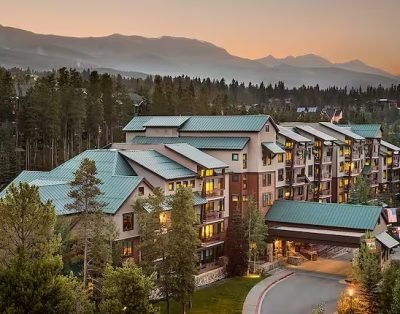 Valdoro Mountain Lodge by Hilton One-Bedroom Suite